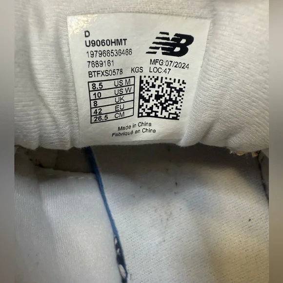 New Balance 9060 Sneakers Size 8.5 - Picture 7 of 9